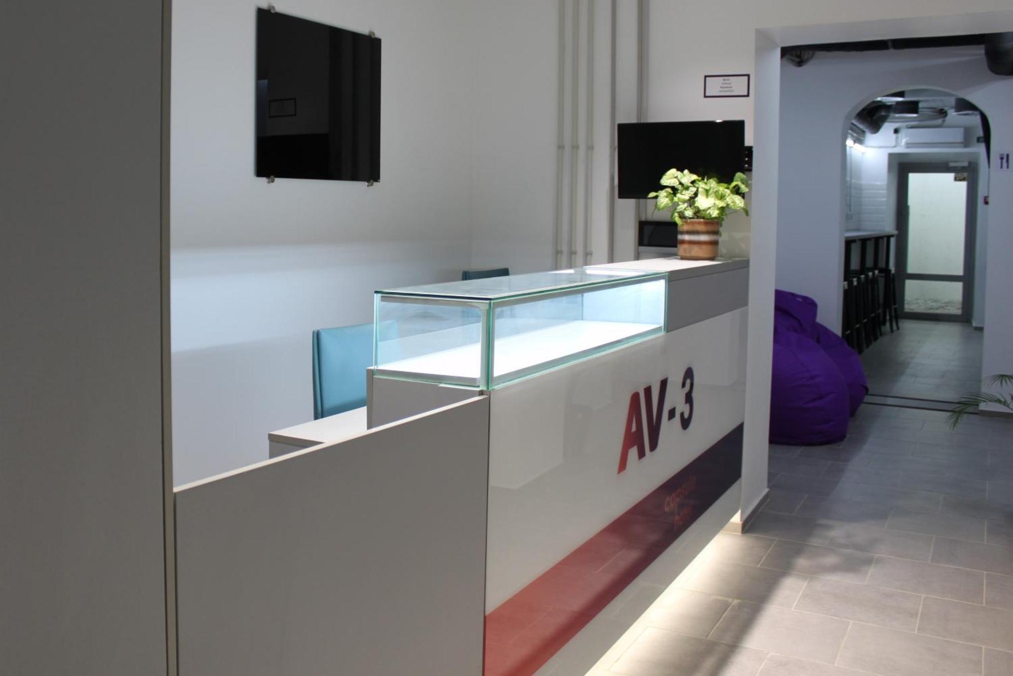 Av-3 Capsule Hotel キエフ エクステリア 写真